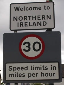 speed limit sign 30 miles per hour